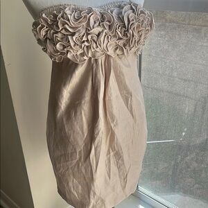 Elegant Strapless Ruffle Dress